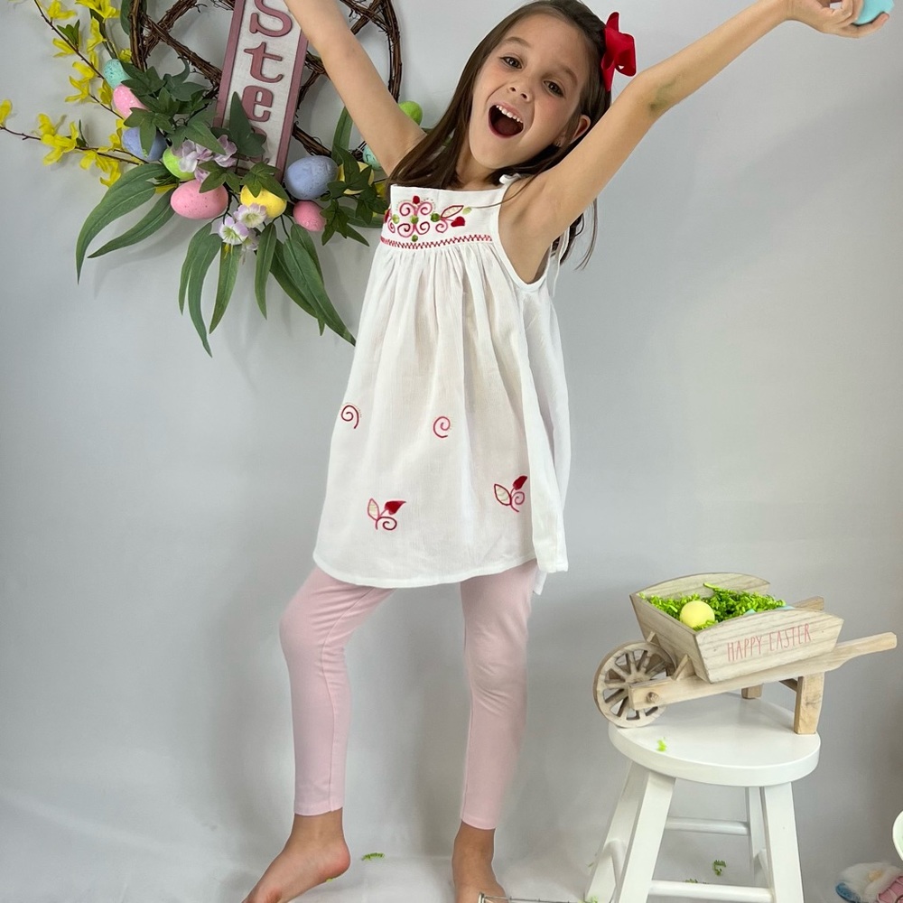 Little girls Top or Dress fits a 3 T  or  5 Adorable for  Easter or Spring